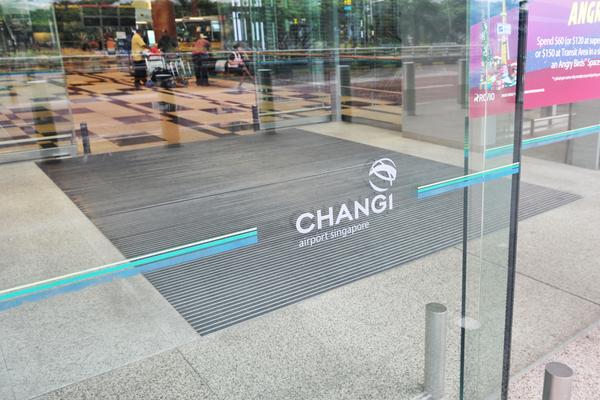 Schmutzschleusen für VERKEHRSKNOTENPUNKTE, FLUGHÄFEN UND BAHNHÖFE